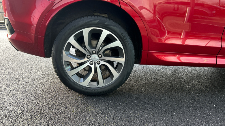 Land Rover Discovery Sport 2.0 D200 R-Dynamic HSE 5dr Auto [5 Seat] Diesel Station Wagon